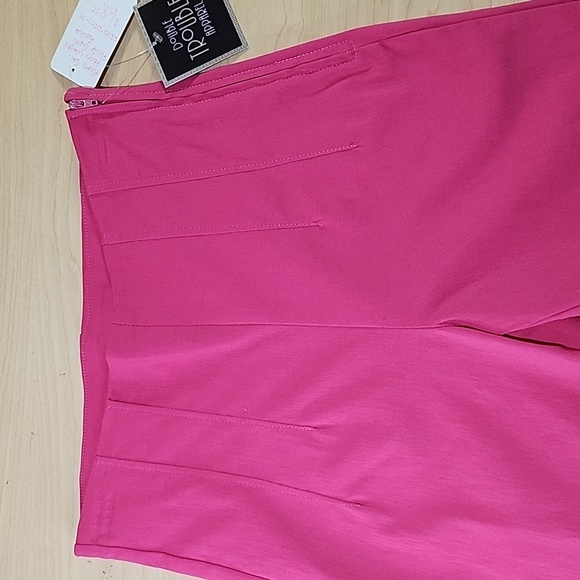 Vibrant Pink Capris - Picture 5 of 6